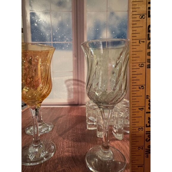 🍷 European Vintage Optic Swirl Pastel Wine Glasses – Set of 6 - Picture 4 of 7